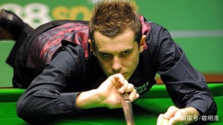 通过回顾他 通过回顾他