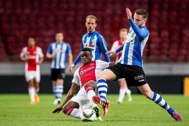 次较量都是 次较量都是